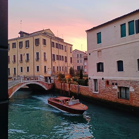 Ca' Dino Venice - Canal View Exteriör bild