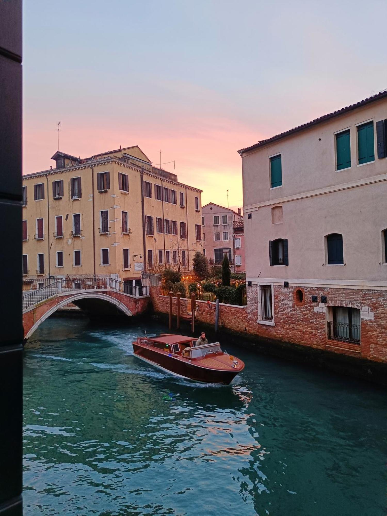 Ca' Dino Venice - Canal View Exteriör bild